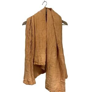 Sembla Crinkle Gauze Cotton Throw Blanket in Desert Orange